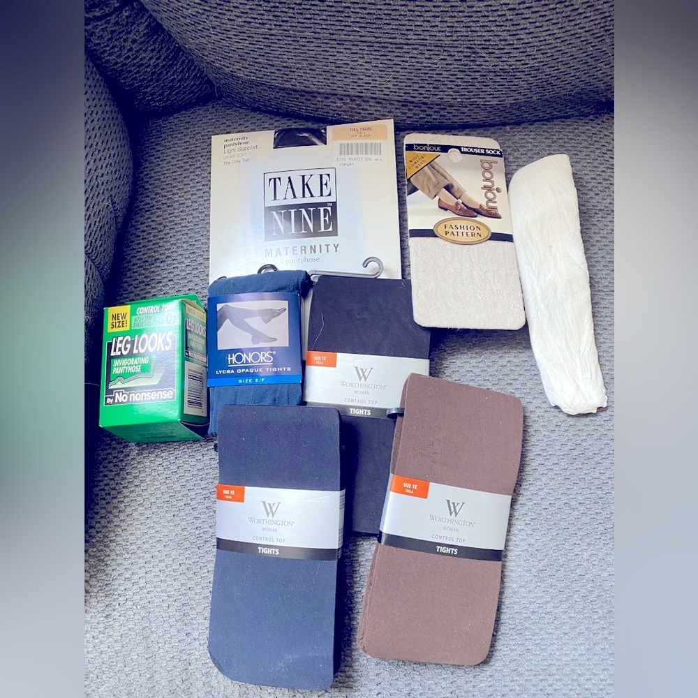 Lot of tights, panty hose and trouser socks. All size XL Womens.